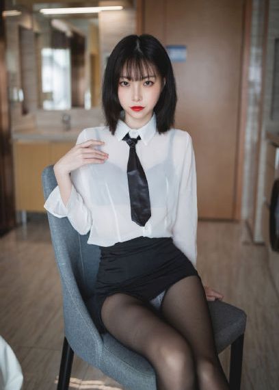 湿濡的女人在线观看